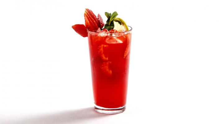 ÇİLEKLİ LİMONATA