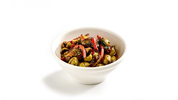 KIRMA ZEYTİN SALATASI